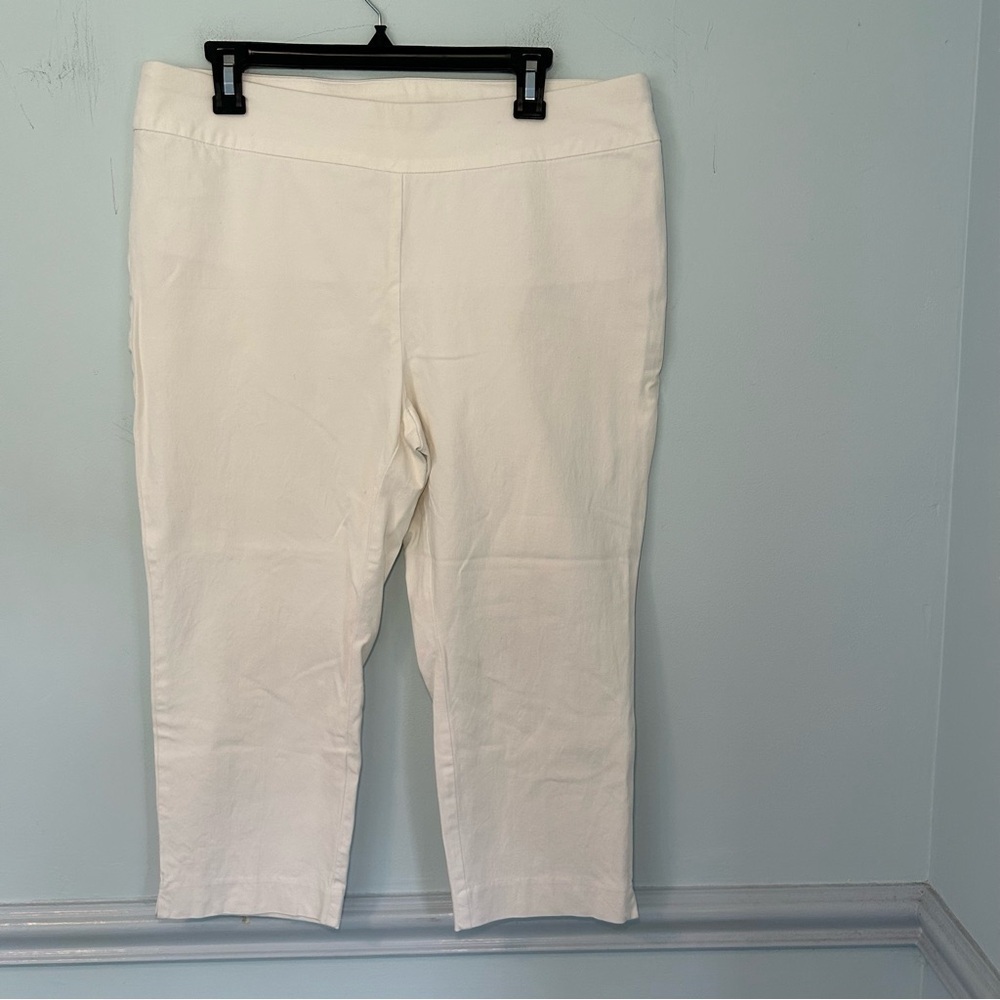 Chico’s SO Slimming White Cropped Cotton Blend Dress Pants Size 14 Petite